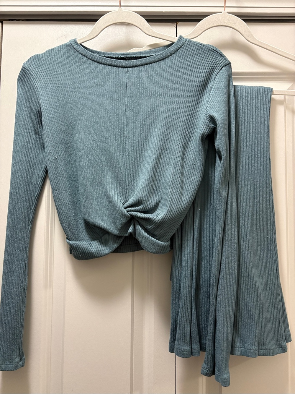Gilly Hicks Ribbed Twist-Front Long Sleeve Top and Matching Pants in Dusty Teal